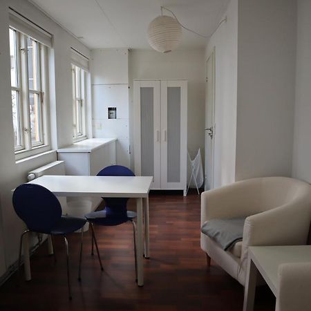 Rooms In Quiet Yellow Courtyard Apartment Copenhagen Exterior photo
